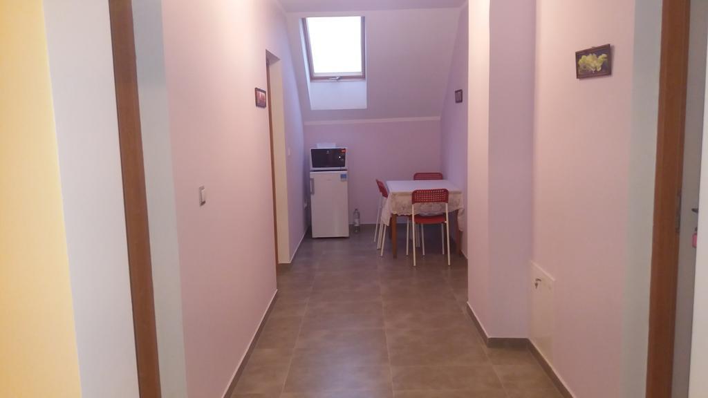 Noclegi Avoca Pyrzowice Kültér fotó