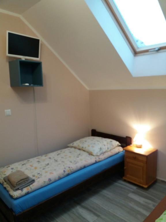 Noclegi Avoca Pyrzowice Kültér fotó